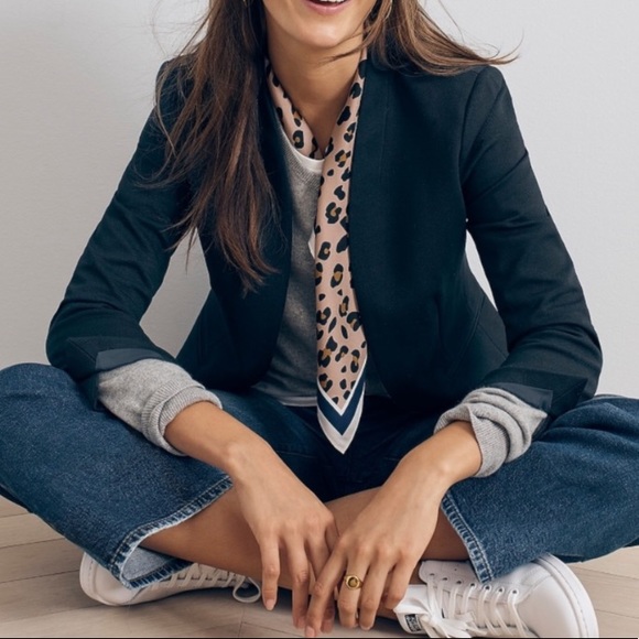 J. CREW 365 Going Out Stretch Twill Black Business Casual Suit Jacket Blazer 4P - Picture 2 of 6